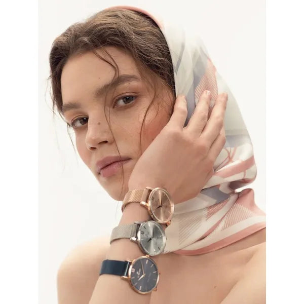 Női rózsaarany Miyota kvarc karóra, fém szíjjal, 38 mm