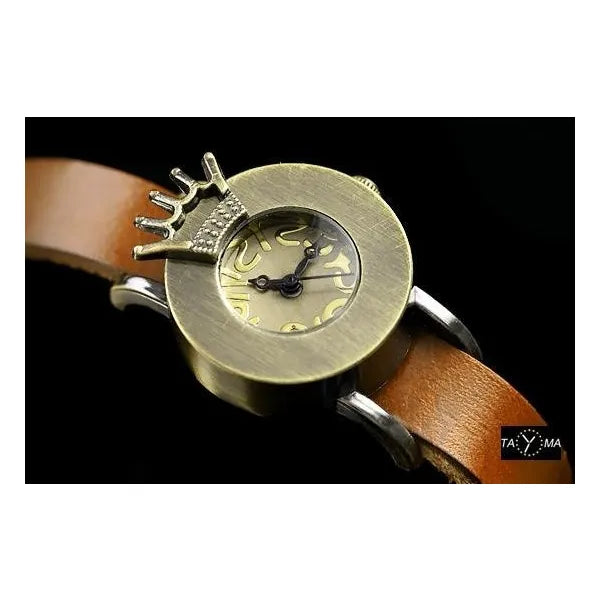 Retro punk női karóra, 24 mm tok, camel bőrszíj, quartz
