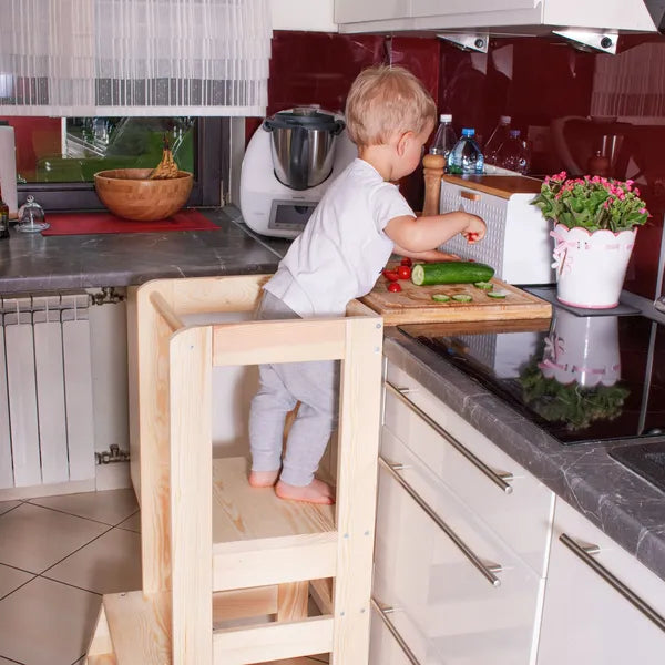 Állítható magasságú fenyőfa tanuló torony, 12 hó+, 100 kg teherbírás