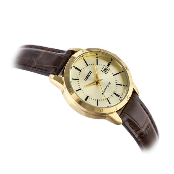 Casio női karóra LTP-V004GL-9A, kvarc, arany számlap, barna bőr szíj, WR30