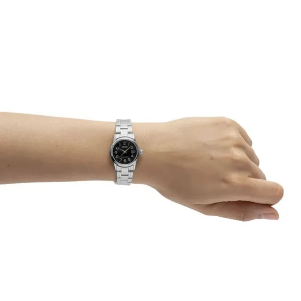 Casio női karóra, fekete számlap, acél szíj, 25 mm, WR30