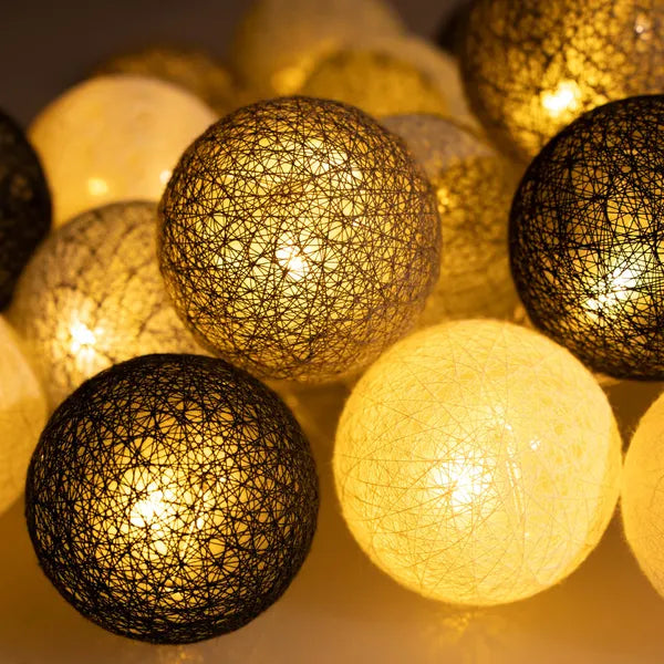 Dekoratív melegfehér 20 LED-es pamutgömb fényfüzér, 5,45 m, IP44