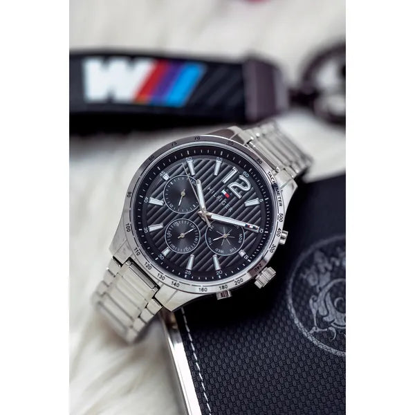 Tommy Hilfiger 1791469 férfi karóra, rozsdamentes acél, ezüst/fekete, 44 mm
