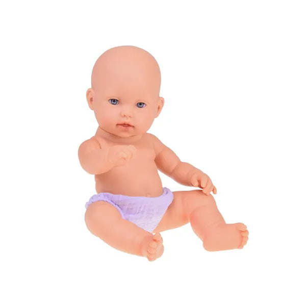 32 cm újszülött baba szürke ruhában, nyuszival és hordozó kosárral