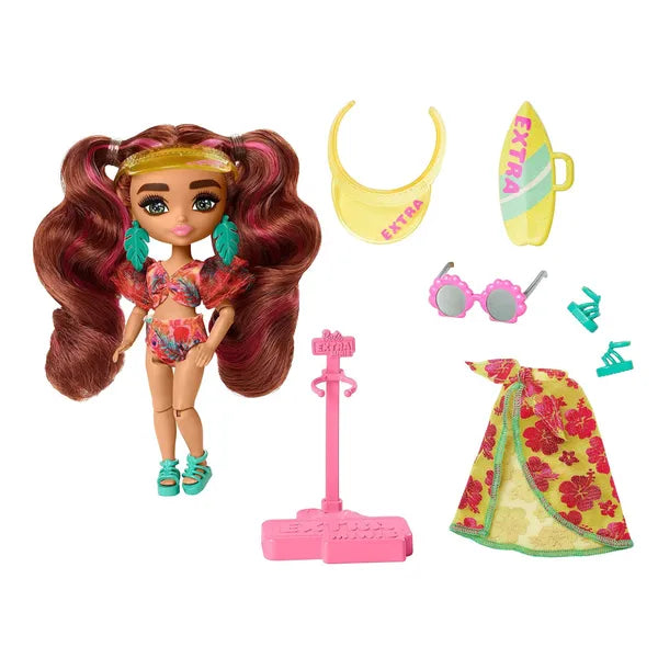 Barbie Extra Fly Minis baba – napfényes tengerparti szett, 15 cm