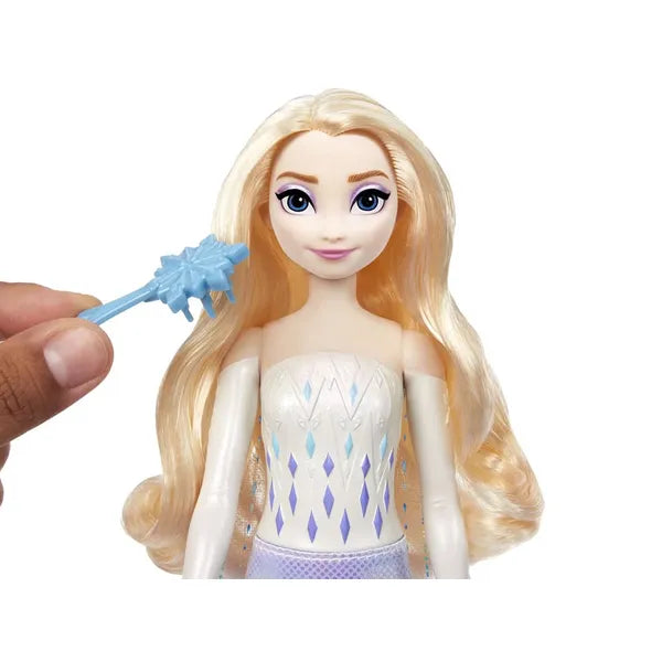 Disney Frozen Pörgés & Felfedés Elsa baba 11 meglepetéssel és kiegészítővel