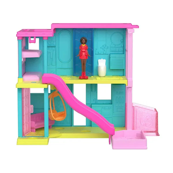Mini BarbieLand liftes babaház medencével, meglepi babával és állatkával