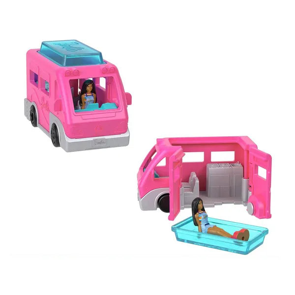 Barbie Mini Barbie Land lakóautó szett – mini baba, DreamCamper, 3,5 cm