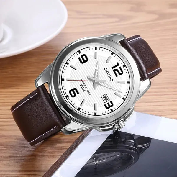 Casio MTP-1314L-7AVEF férfi karóra, bőrszíj, fehér számlap, 45 mm