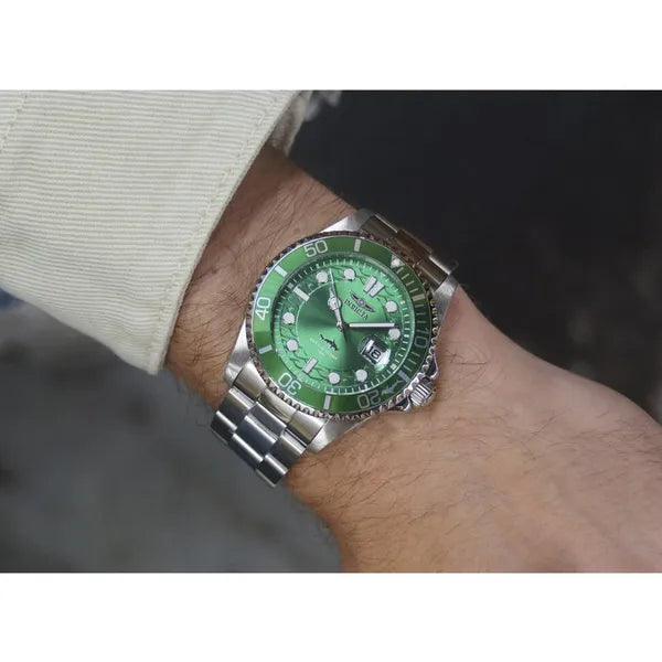 Invicta Pro Diver 30020 férfi búváróra zöld számlappal, WR100, acél