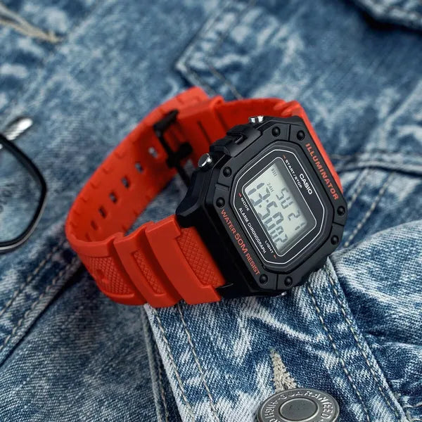 Casio W-218H-4B férfi digitális karóra piros szíjjal, WR50