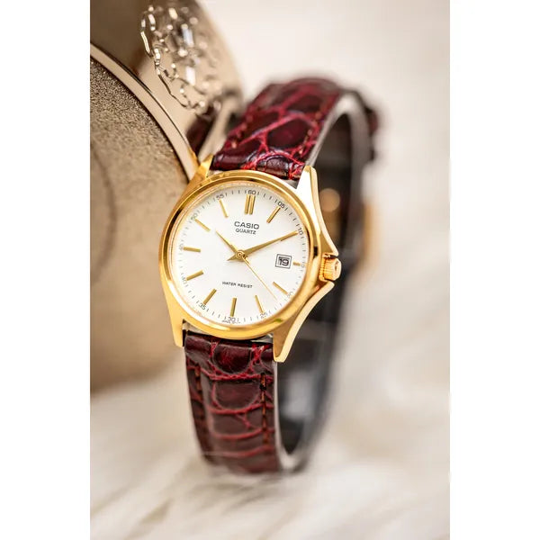 Casio Collection női karóra LTP-1183Q-7A, aranytok, bőrszíj, dátum