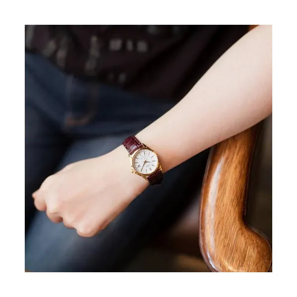 Casio Collection női karóra LTP-1183Q-7A, aranytok, bőrszíj, dátum