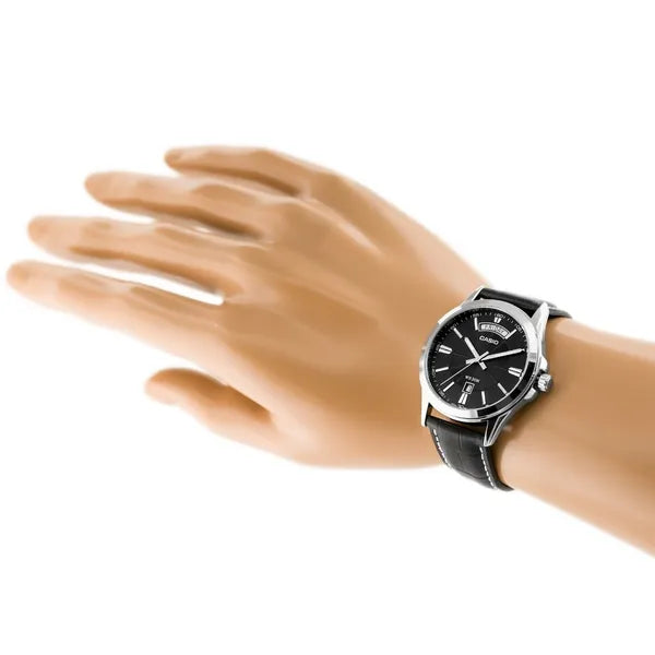 Casio MTP-1381L-1A férfi karóra, fekete bőrszíj, acél tok, WR50
