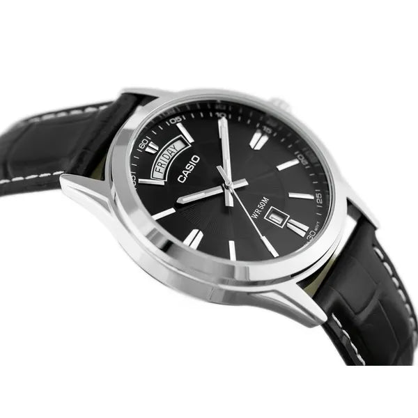 Casio MTP-1381L-1A férfi karóra, fekete bőrszíj, acél tok, WR50