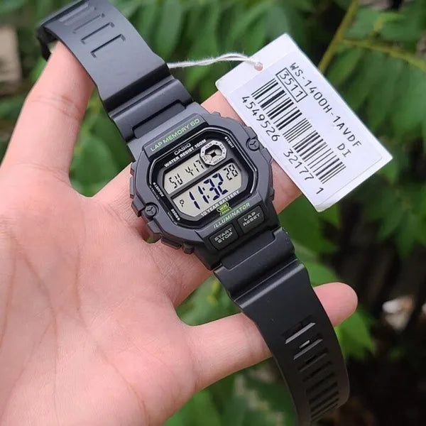 Casio WS-1400H-1A férfi sport digitális karóra, fekete, WR100M