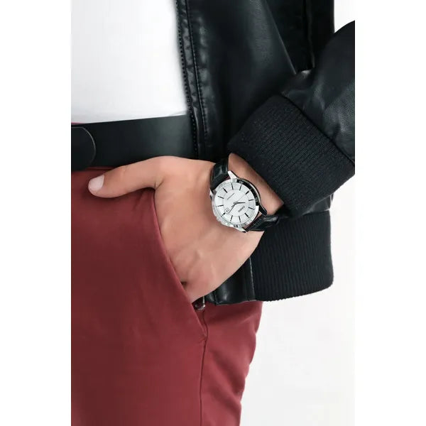 Casio MTP-V004L-7A férfi karóra, kvarc, fekete bőr szíj, ezüst számlap