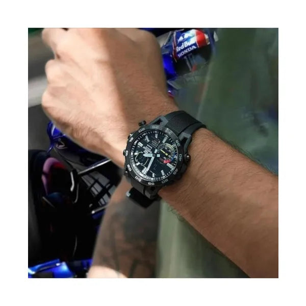 Casio Edifice ECB-40MP-1A férfi karóra 48 mm, Bluetooth, WR100, karbon tok