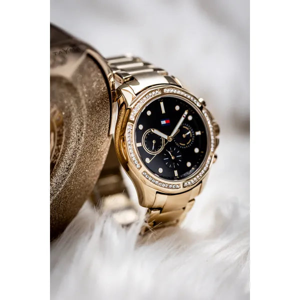 Tommy Hilfiger Brooklyn női karóra – aranyszínű acél, fekete számlap, 41 mm