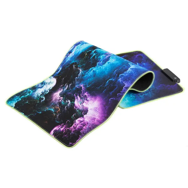 LED RGB háttérvilágítású gaming egérpad, 80×30 cm, USB, csúszásmentes