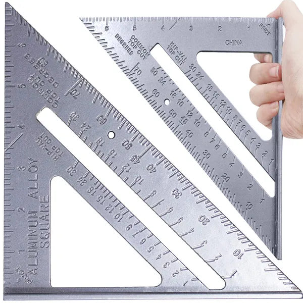 18 cm-es alumínium derékszög sablon, gravírozott skálával, 0–90°