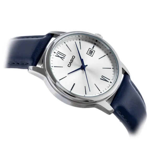 Casio MTP-V002L-2B3 férfi karóra, kvarc, bőr szíj, ezüst számlap, WR30