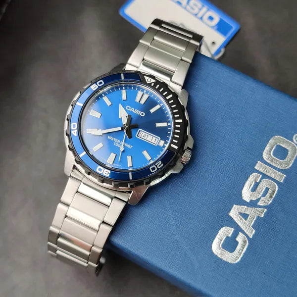 Casio Collection MTD-125D-2A1 férfi karóra, acél szíj, kék számlap, WR100