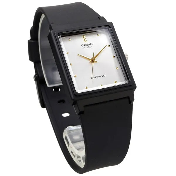 Casio női karóra, téglalap tok, ezüst számlap, fekete műanyag szíj
