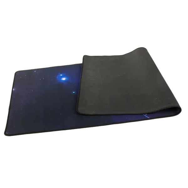 XXL irodai egérpad 90×40 cm – csúszásgátló, vízlepergető kozmosz minta
