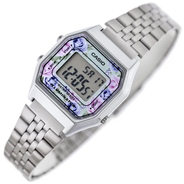Casio LA680WA-2C női digitális karóra, turkiz számlap, ezüst acél szíj, 30 m WR