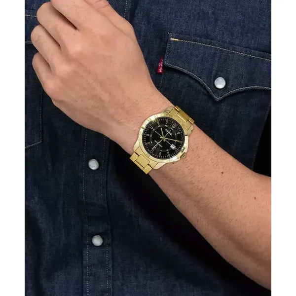 Férfi aranyszínű acél karóra Casio MTP-V004G-1CUDF, fekete számlap, WR30