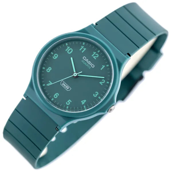 Casio MQ-24B-3BDF uniszex karóra – turkiz műanyag tok 36 mm