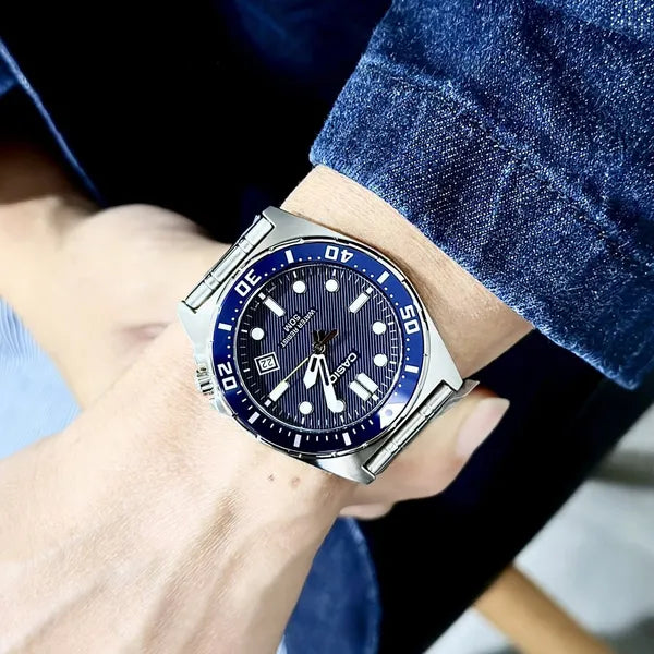 Casio MTD-135D-2A férfi karóra kék számlap, acél szíj, dátum, WR50