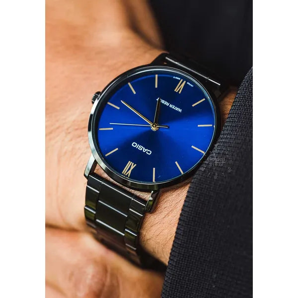 Casio MTP-VT01B-2B férfi karóra, fekete acél szíj, kék számlap, WR30