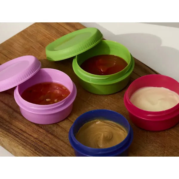 Színes, lezárható szósz- és dip tároló pohár 80 ml, tetővel, 8 db