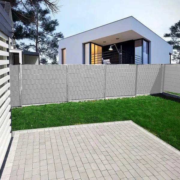 Kerítés takarószalag, világosszürke PVC, 19 cm×35 m, 450 g/m², 20 klipsszel