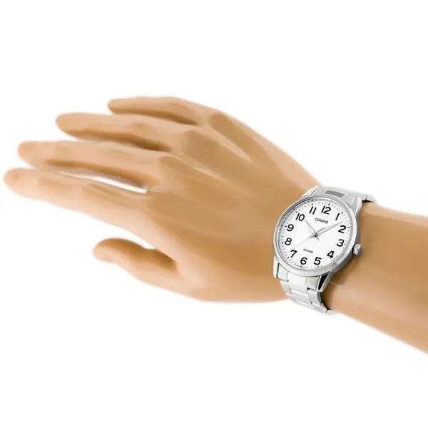 Casio MTP-1303D-7B férfi karóra, rozsdamentes acél szíj, 40 mm, WR50