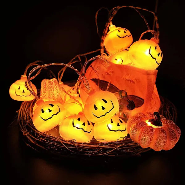 Halloween töklámpás fényfüzér, 10 meleg fehér LED, elemes, IP20