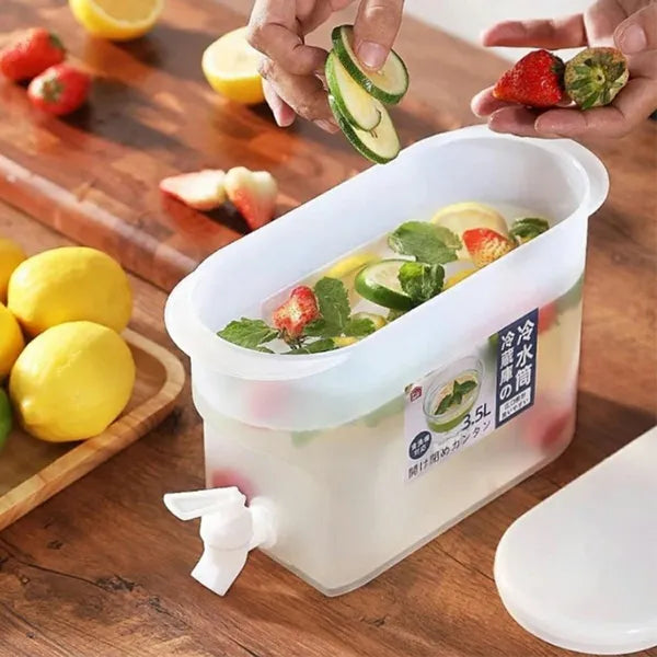 Italtartály kifolyócsappal, 3 l, átlátszó