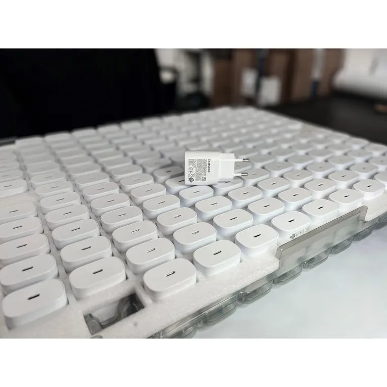 EP-TA800EWE Samsung USB-C 25W-os utazási töltő fehér (OOB Bulk)