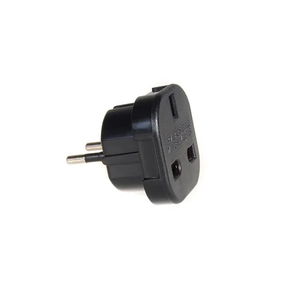 Fekete földelt UK-EU hálózati adapter, 240 V 10-16 A, gyermekvédelemmel