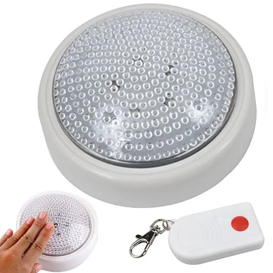 Érintős 5 LED-es elemes lámpa távirányítóval, falra vagy szekrénybe