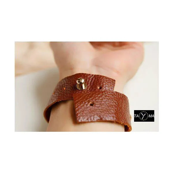 Retro punk női karóra bronz tok, barna bőrszíj, 40 mm