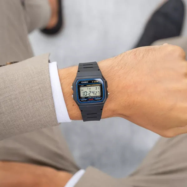 Casio F-91W digitális férfi karóra, LED, WR30, szürke műanyag szíj
