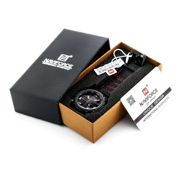 Naviforce NF9160 férfi karóra, fekete bőr, quartz stopper, WR30, dobozzal