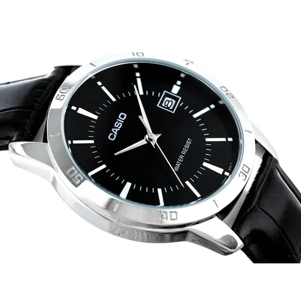 Casio MTP-V004L-1A férfi karóra, fekete számlap, bőrszíj, WR30