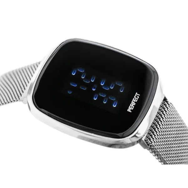Női LED digitális karóra ezüst fém szíjjal, mágneses zár, 36x40 mm