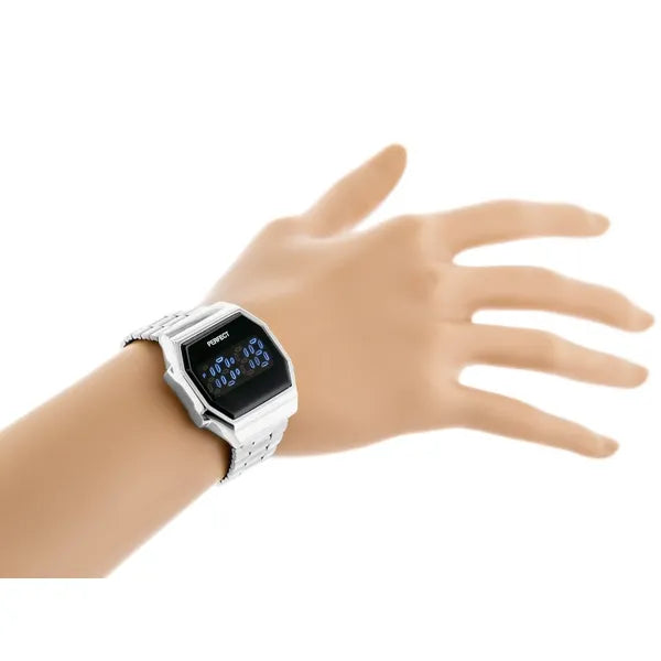 Női LED digitális karóra ezüst fém szíjjal, fekete kijelzővel, WR30
