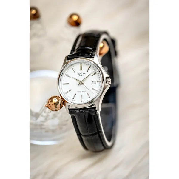 Casio női karóra LTP-1183E-7A, 38 mm, fekete bőr, dátum, WR30