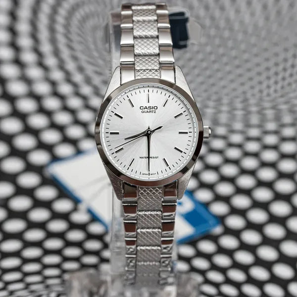 Casio női karóra LTP-1274D-7A ezüst acél 32 mm WR30 kvarc